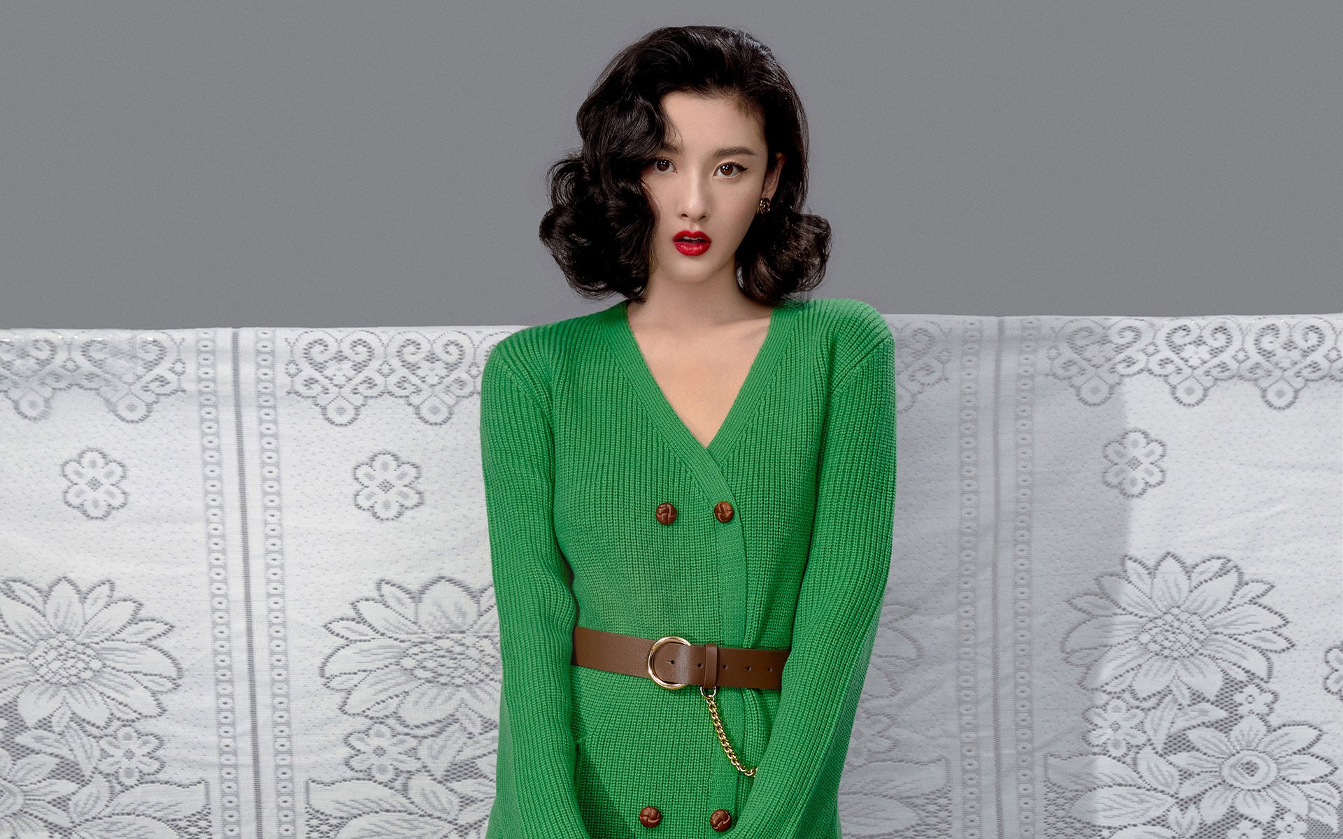 哈登转型组织核心,场均助攻联盟第一,哈登新动作