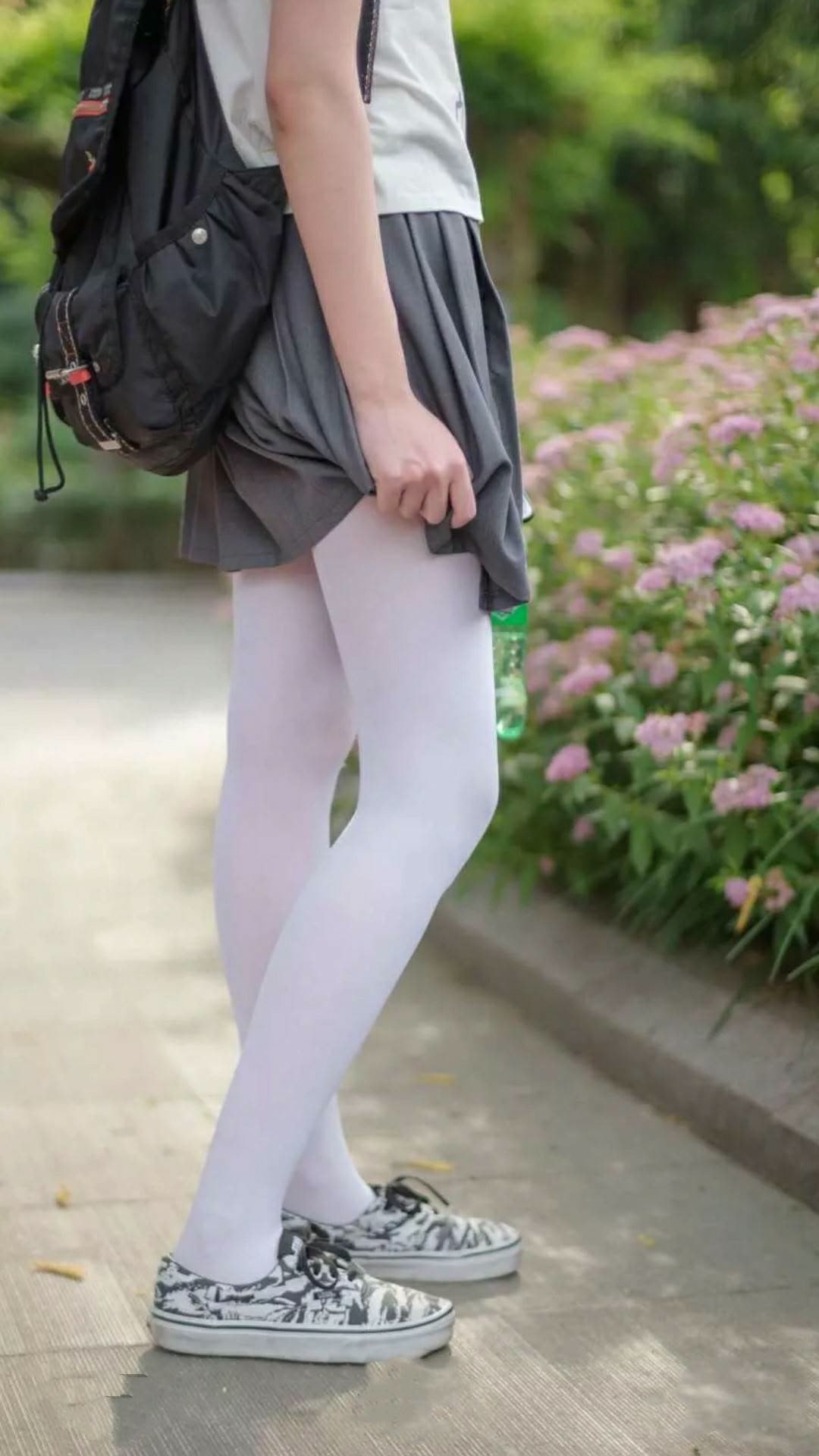 九游下载安装-拉齐奥险胜保持前列，争夺冠军更加激烈，拉齐奥近况