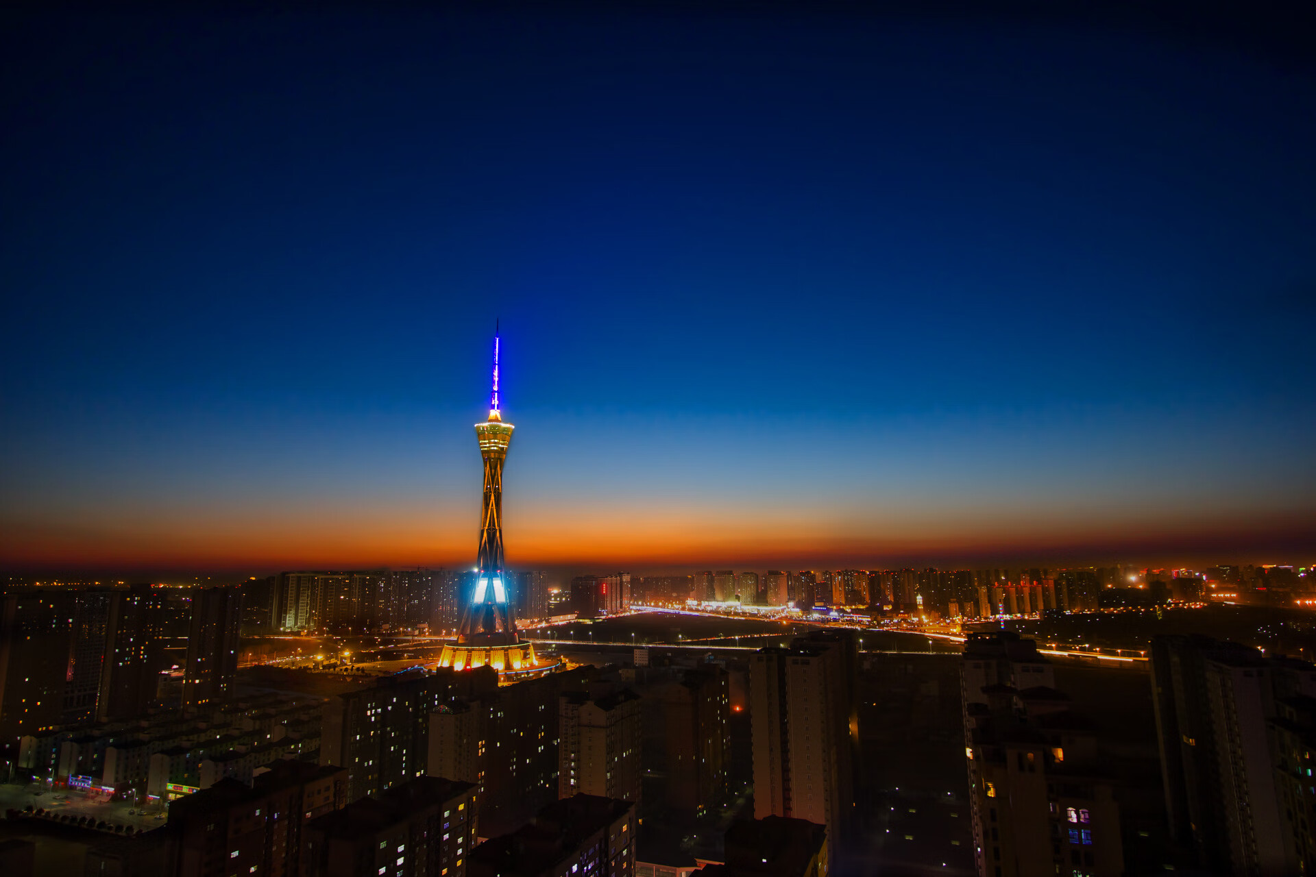 九游登录中心-体育新闻中心团队协作亮点，体育新闻中心团队协作亮点怎么写