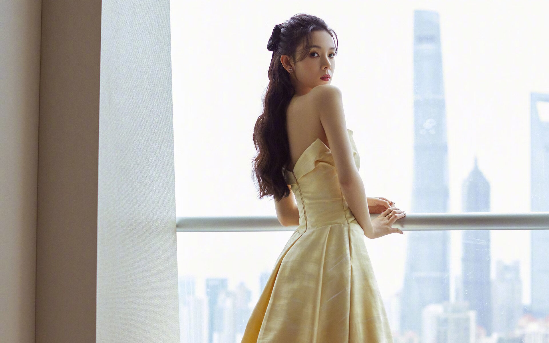 九游-自由泳预赛中立代表队A选手表现稳定，自由泳接力中国队